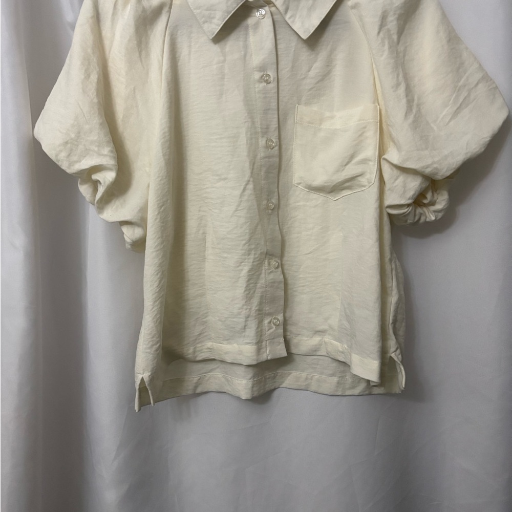 RACHEL Rachel Roy Cream Short Sleeve Button Front Blouse